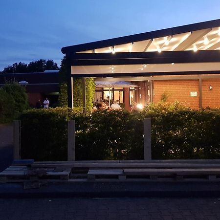 Hotel Restaurant Teichaue Адендорф Екстер'єр фото